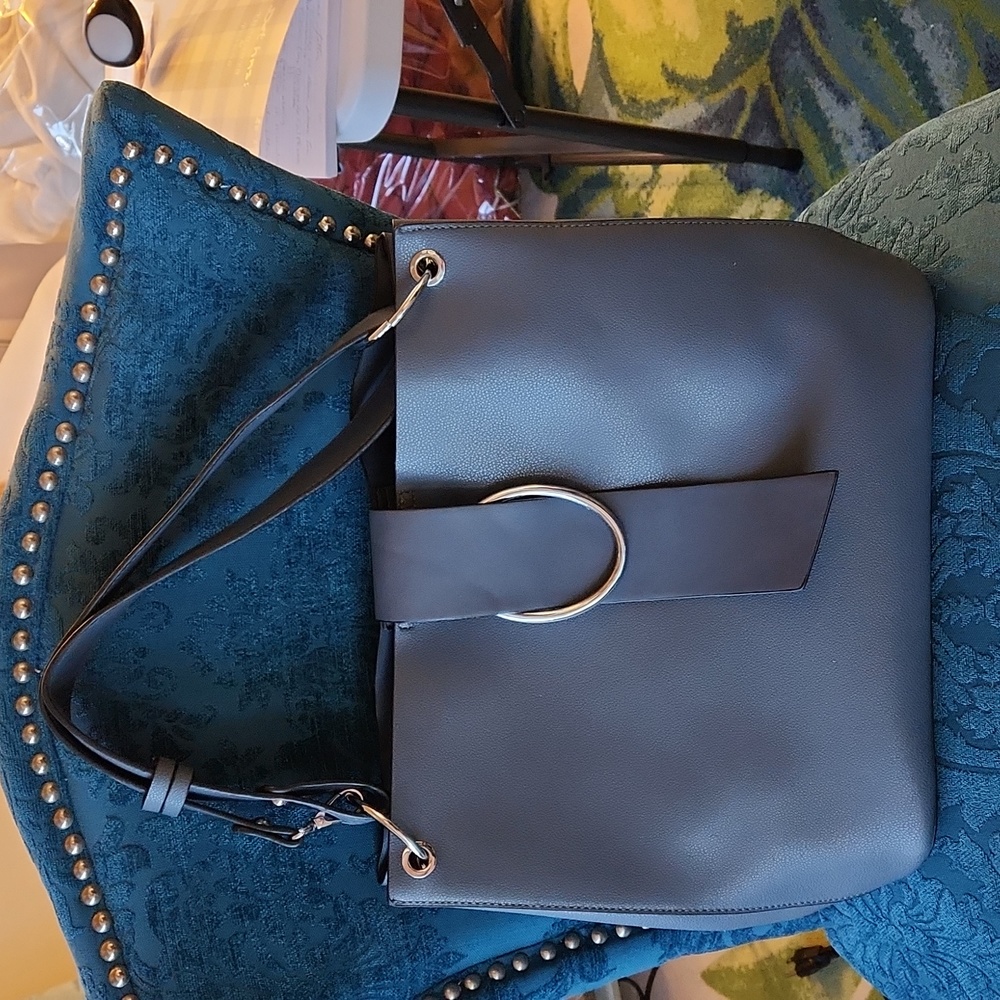 Leather Handbag with metal hardware